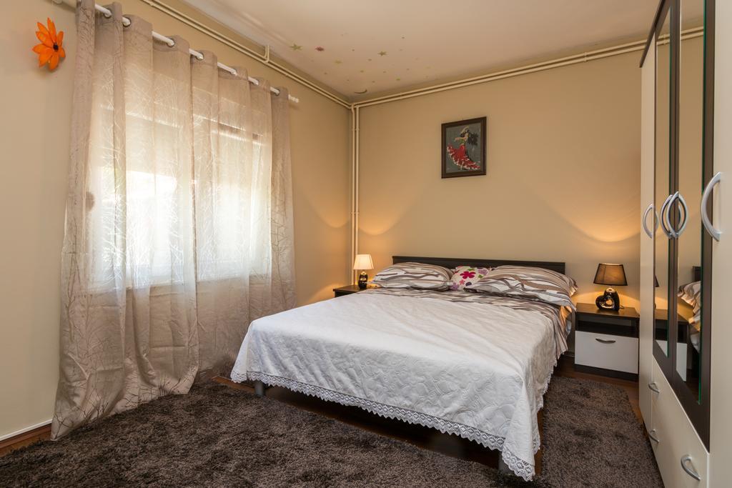 Apartman Verica Трогир Экстерьер фото
